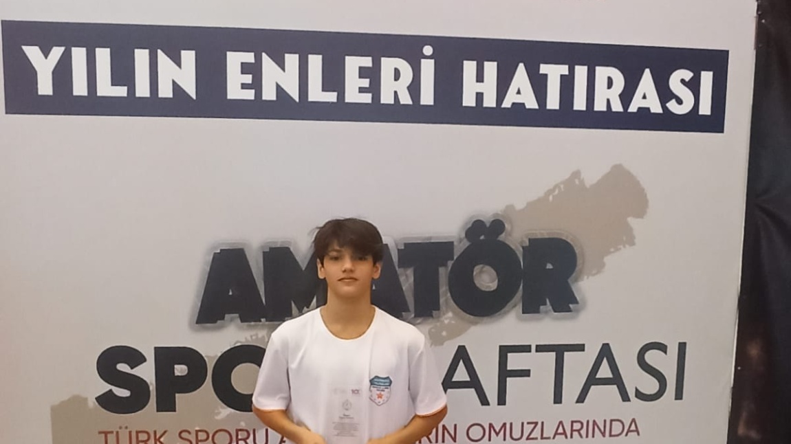 Öğrencimiz Muğla'yı En İyi Temsil Eden Sporcu Ödülü Aldı